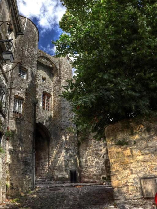 Maison Des Chenizelles Laon Extérieur photo