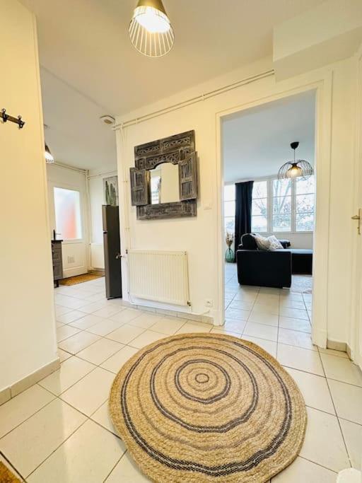 Maison Des Chenizelles Laon Extérieur photo